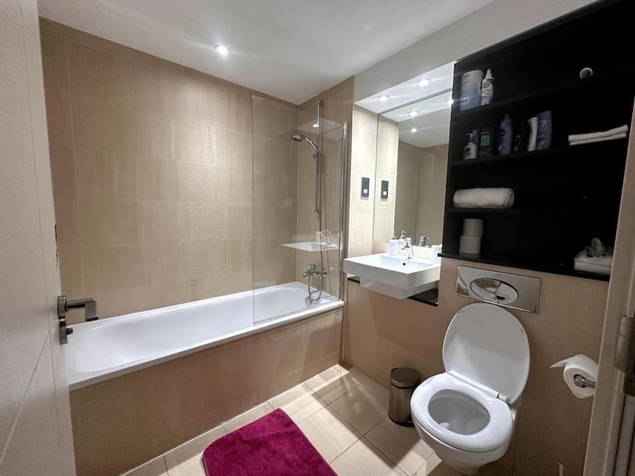 Apartamento The Island & Cutty Sark Londres Exterior foto
